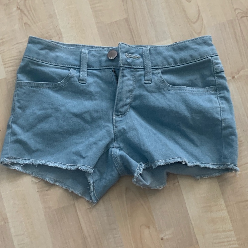 🍍4/$20 NWT Cutoff Shorts